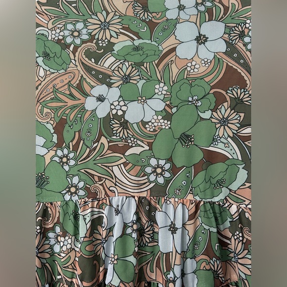 Love, Fire Top Printed Floral Pattern Mesh Long Sleeves Layered Size Small - Picture 11 of 15